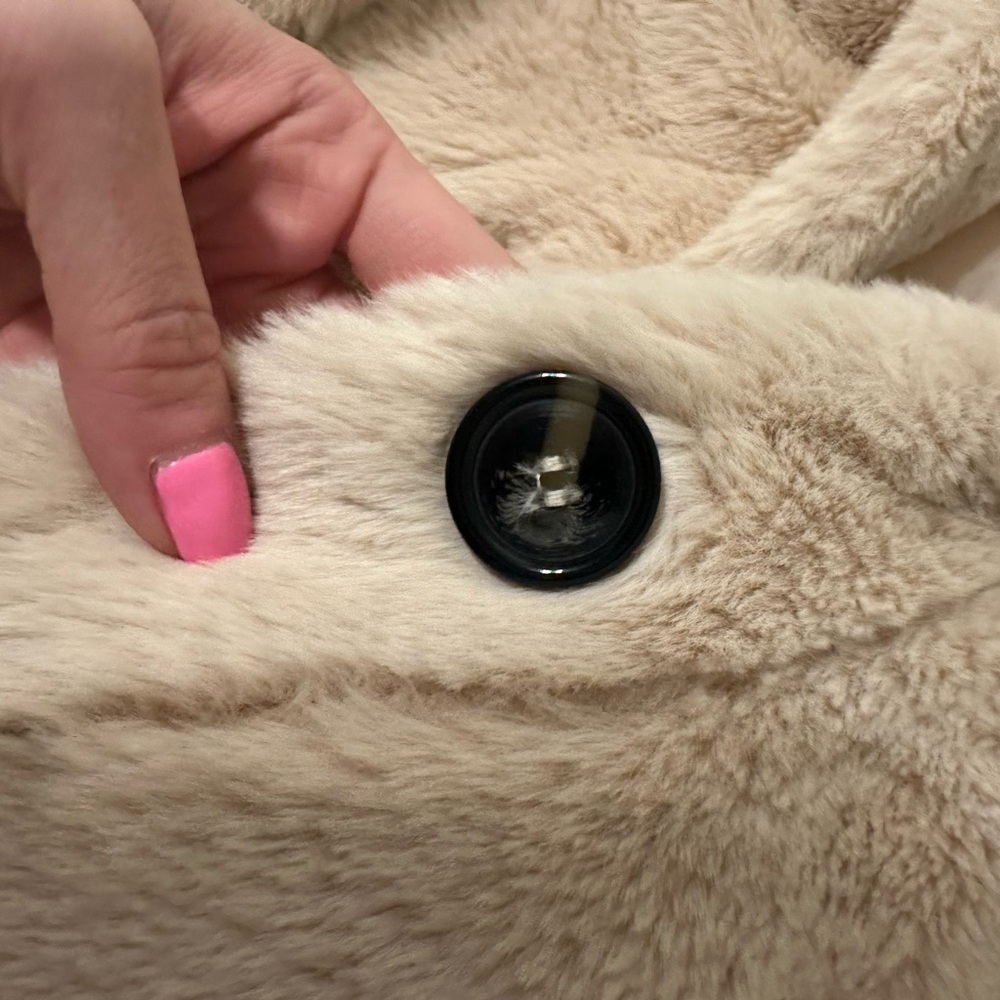 Ci Sono Beige Faux Fur Coat - Picture 7 of 8